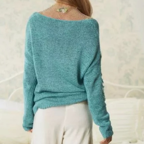 DAVI & DANI Sage Round Neck Long Sleeve Knit Sweater - Picture 3 of 6